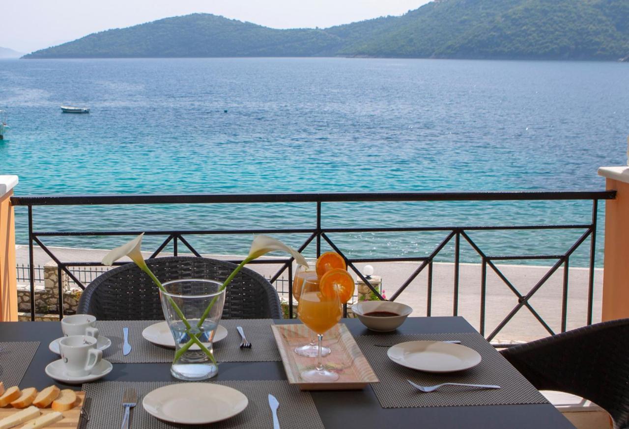 Captain Nick Aparthotel Mikros Gialos Exterior photo