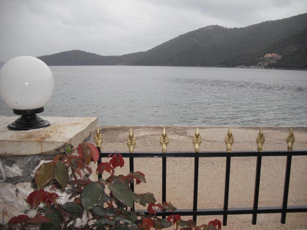Captain Nick Aparthotel Mikros Gialos Exterior photo
