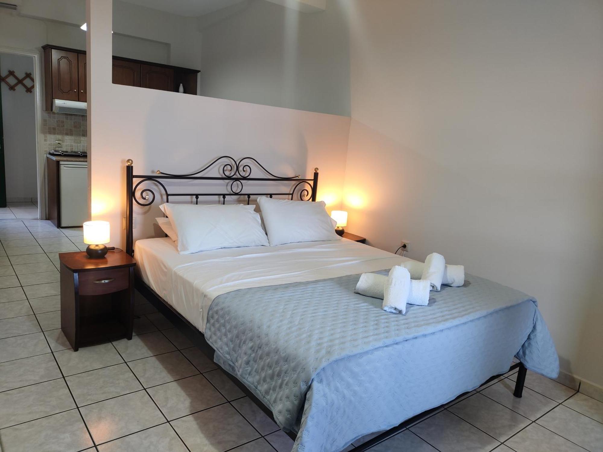 Captain Nick Aparthotel Mikros Gialos Exterior photo