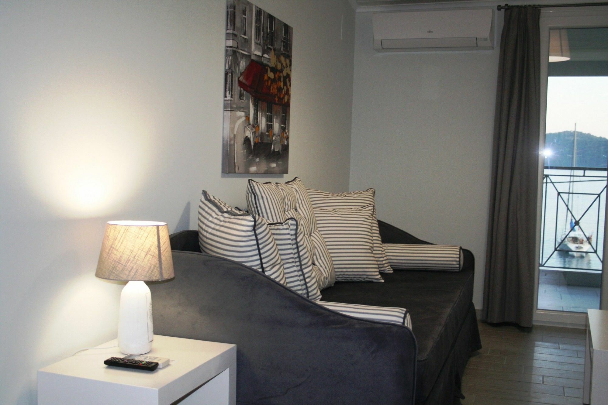 Captain Nick Aparthotel Mikros Gialos Exterior photo